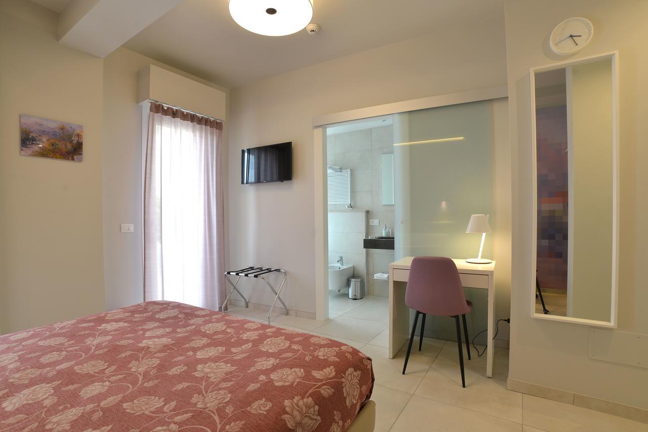 Hotel Villa Miki بورديغيرا المظهر الخارجي الصورة
